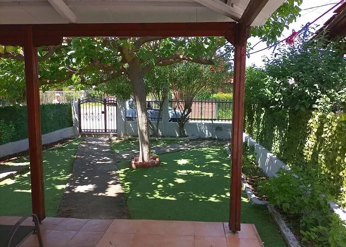 Aan Zee! * Néa Meságkala